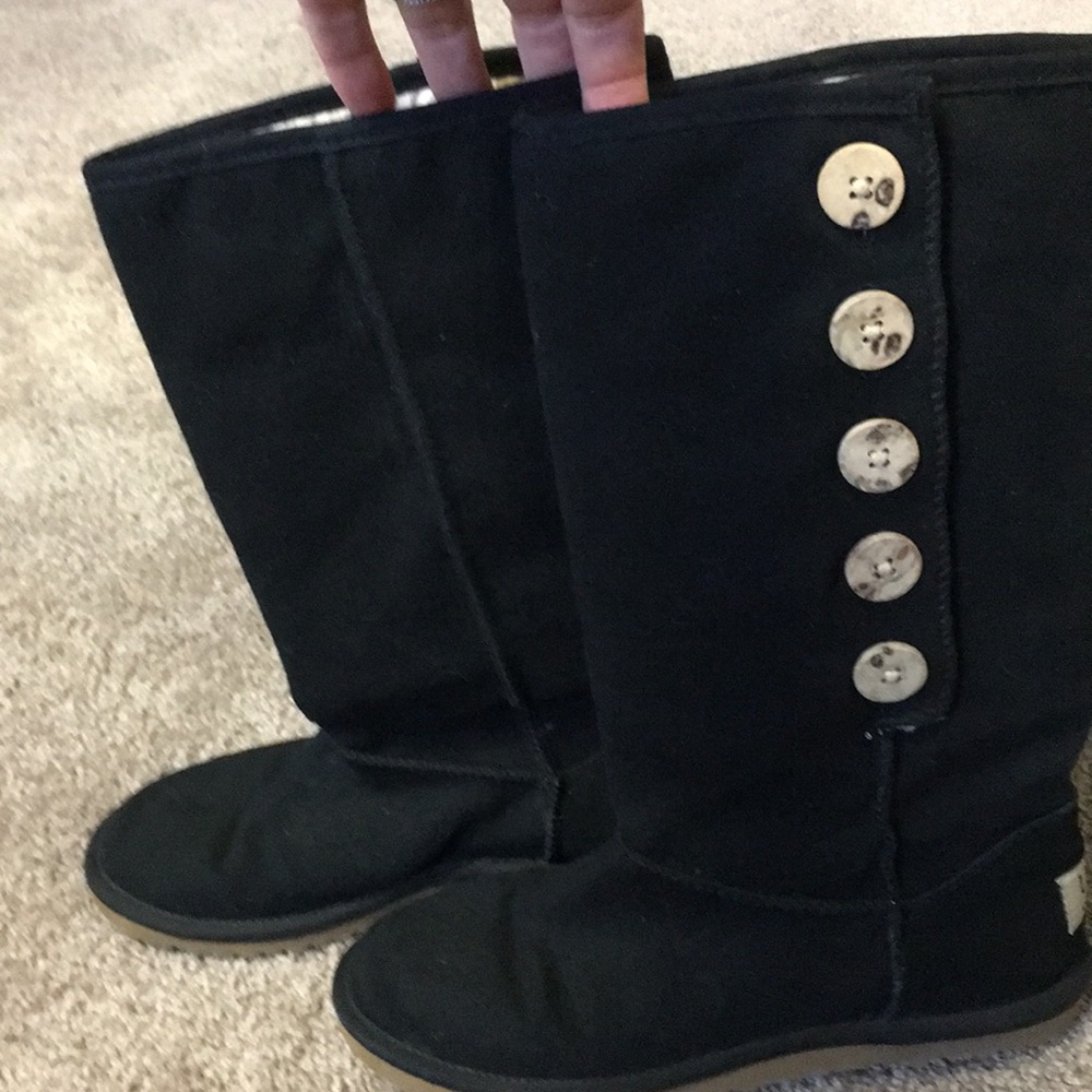 Girls Ugg boots size 5